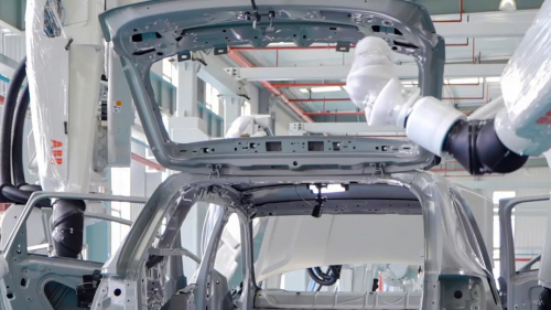 新品速遞 | ABB緊湊型車身內(nèi)噴解決方案，省！??！省！