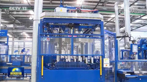 工信部部長肖亞慶：增強(qiáng)產(chǎn)業(yè)鏈供應(yīng)鏈自主可控能力