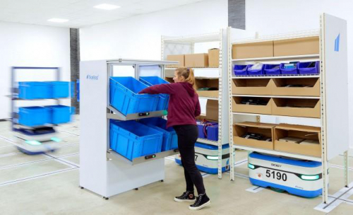 Scallog的移動(dòng)機(jī)器人擴(kuò)展到歐洲以外