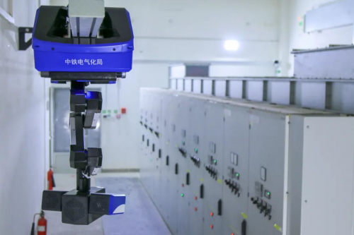 北京電氣化公司研發(fā)“變電所軌道智能巡檢機器人”正式投入使用