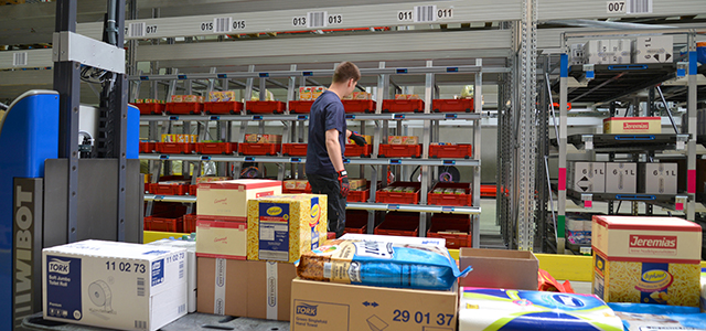 WITRON：EMP高效移動揀選解決方案