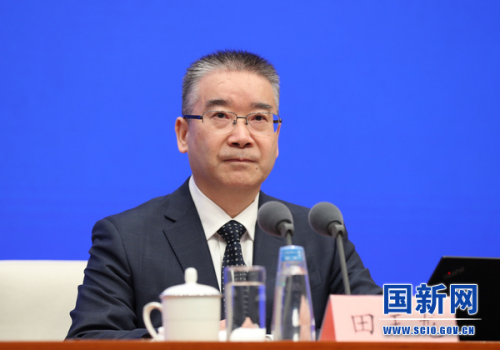 工信部：發(fā)揮政府和市場(chǎng)兩方面作用 推進(jìn)人工智能創(chuàng)新應(yīng)用先導(dǎo)區(qū)建設(shè)