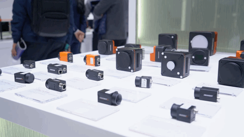 VisionChina直擊！?？禉C器人攜更開放、智能的全系列機器視覺產(chǎn)品高能亮相