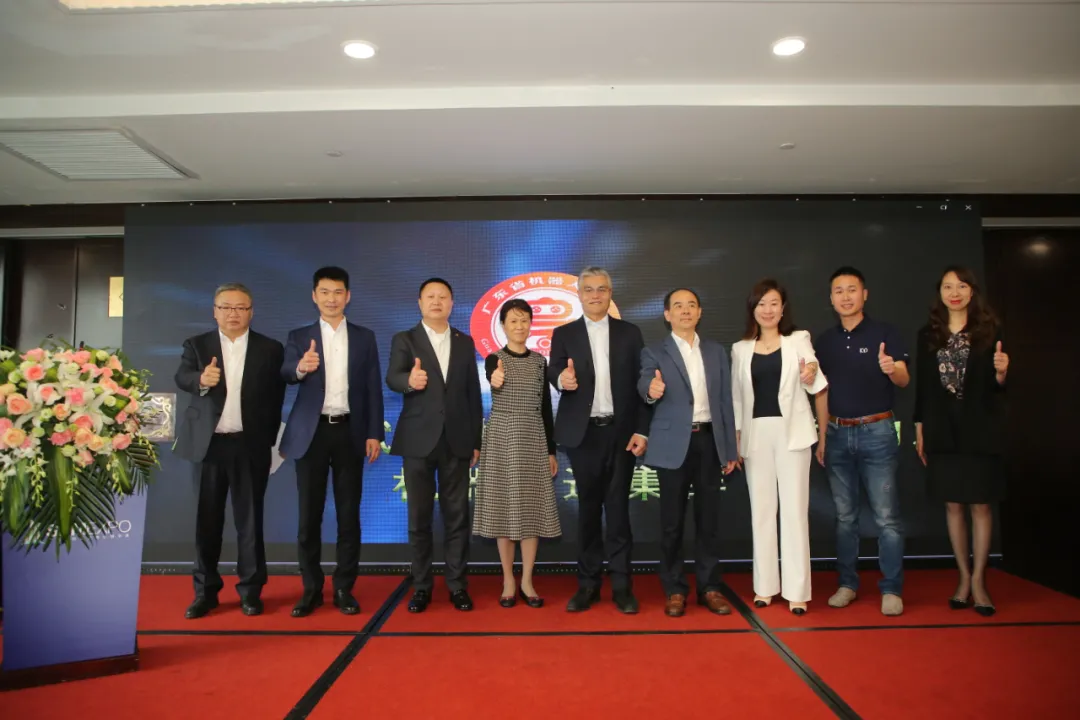 智慧物業(yè)新未來，高新興巡邏機器人構(gòu)建人機共融的安保新模式