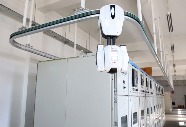 京港地鐵變電所試點(diǎn)智能巡檢機(jī)器人，巡檢頻次3小時(shí)一次