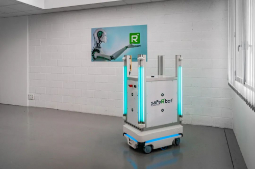 Acciona 與 Robotplus 傾力合作，運(yùn)用 MiR 移動(dòng)機(jī)器人為醫(yī)院及公共場(chǎng)所打造安全高效的消毒解決方案