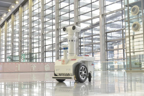 高新興巡邏機器人亮相第二屆深圳（國際）人工智能展