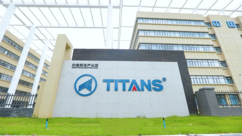 廣東科學(xué)技術(shù)職業(yè)學(xué)院與廣東泰坦智能動力簽訂校企合作協(xié)議