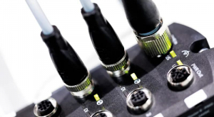 實現(xiàn)傳感器到云端的 IO-Link 主站模塊，打造傳統(tǒng)系統(tǒng)升級解決方案