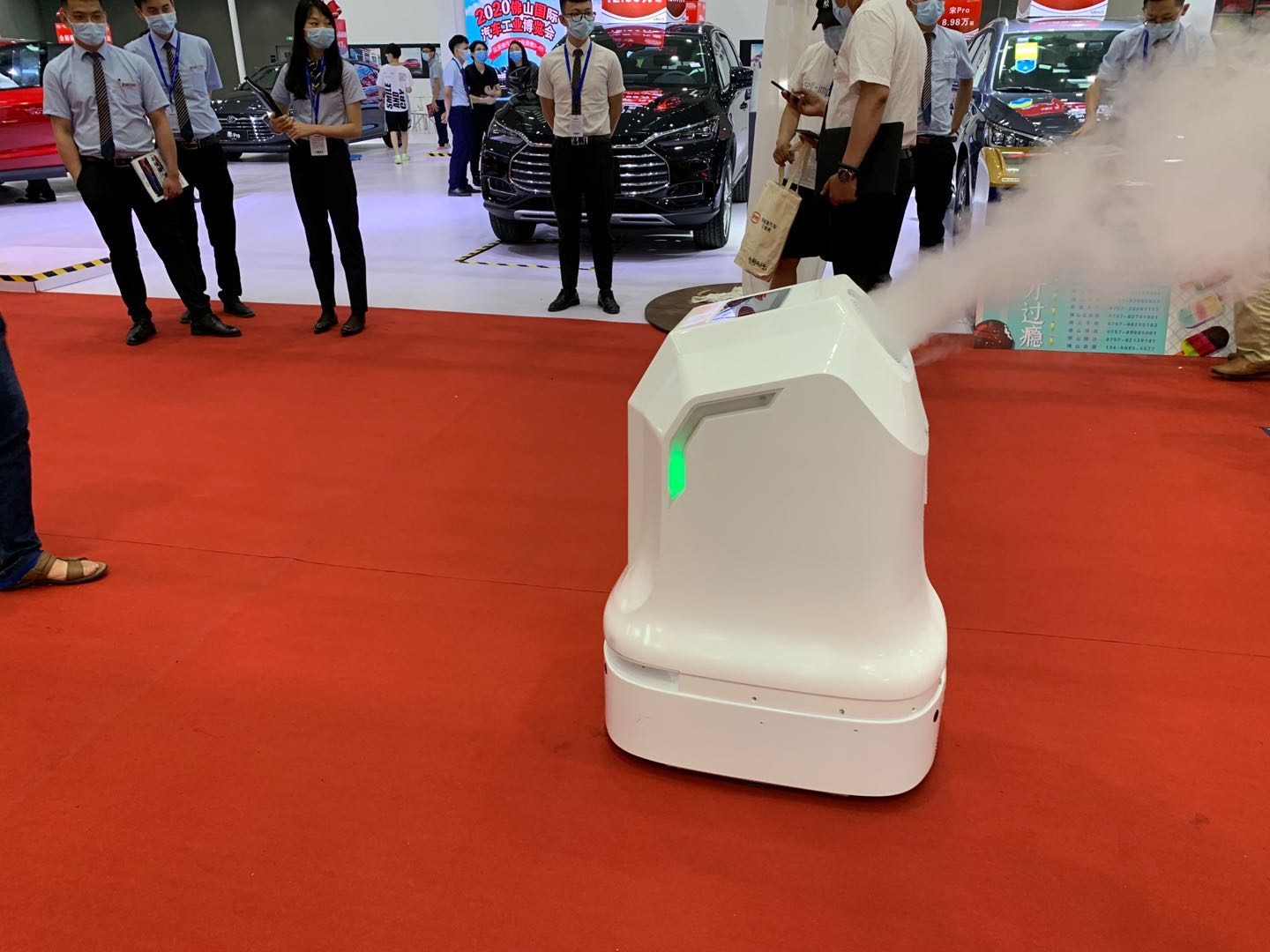 智能移動消毒機(jī)器人_中國AGV網(wǎng)(m.wnmc.org.cn) 智能移動消毒機(jī)器人_中國AGV網(wǎng)(m.wnmc.org.cn)