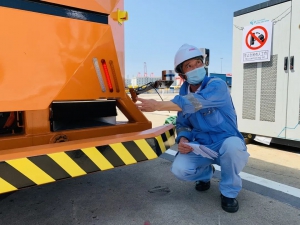 振華勞模 | 陪伴AGV走向自動(dòng)化碼頭