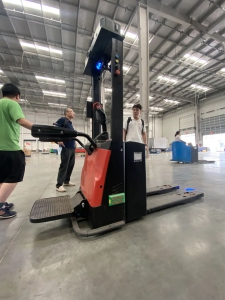 科鈦新款RPL極速物流搬運(yùn)機(jī)器人來襲