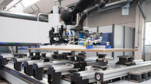 HOMAG：連接到 CNC 加工中心的機(jī)器人搬運系統(tǒng) FEEDBOT