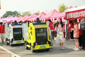 行深智能攜手長(zhǎng)沙職院，開啟智慧校園“無人駕駛+”時(shí)代
