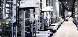 海柔首次為跨境電商萬邑通提供箱式倉儲機器人解決方案