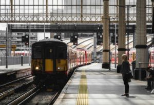 英國(guó)國(guó)家機(jī)器人館公布新型火車清潔機(jī)器人的設(shè)計(jì)方案