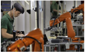 根據(jù)IFR報(bào)道36% 的機(jī)器人自動(dòng)化技術(shù)出口到中國(guó)