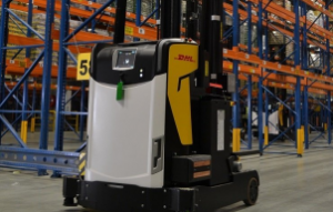 德國(guó)郵政首次使用 Rocla自主叉車