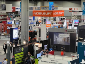 諾力在Modex?2022展示內(nèi)部物流系列新能源叉車(chē)