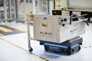 案例 | 得偉 DeWalt Industrial Tools 應(yīng)用自主移動(dòng)機(jī)器人，讓 AMR 和移動(dòng)工作臺(tái)完美結(jié)合