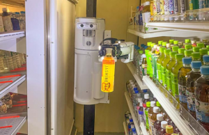 在日本 300 家便利店部署的補貨機器人