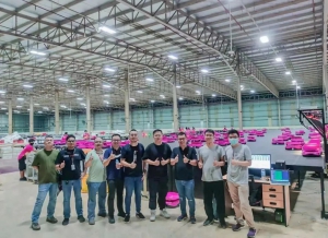 8周交付！印尼快遞企業(yè)與“小黃人”共建東南亞最大機(jī)器人分揀中心