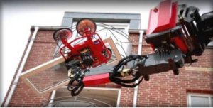 euroTECH公司開(kāi)發(fā)的Litocran700 伸縮臂機(jī)器人助力特種板材在建筑工程的應(yīng)用