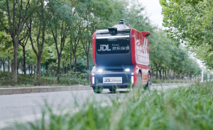 全國(guó)首批！京東物流智能快遞車(chē)通過(guò)功能型無(wú)人車(chē)行業(yè)標(biāo)準(zhǔn)測(cè)試