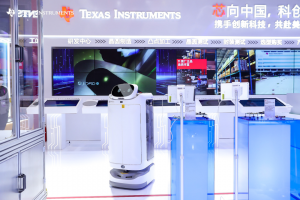 第五屆中國國際進口博覽會開幕，普渡科技攜機器人產品亮相德州儀器展臺