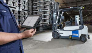 自動駕駛叉車訪問數(shù)據(jù)云，寶馬集團與德國慕尼黑工業(yè)大學(xué)研究項目 "云中機器人"