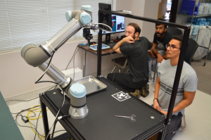 RIF Robotics 為檢查和整理手術設備的機器人提供動力