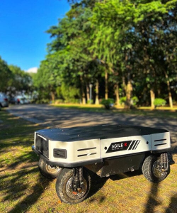 AgileX RANGER 是一個全向機器人搬運平臺，具有 150 公斤的負(fù)載能力