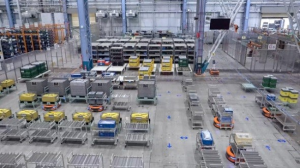 愛信通過智能機器人和 Mujin AGV 實現工廠物流自動化