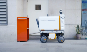 Ottonomy 推出新型 Ottobot YETI 自主送貨機器人