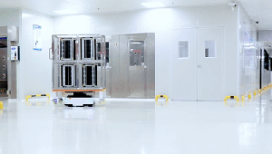 走進(jìn)3C鋰電工廠，探秘藍(lán)芯科技搬運(yùn)機(jī)器人工作場景