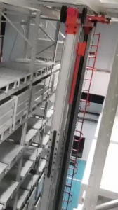 鋁合金雙立柱堆垛機(jī)成軌道交通行業(yè)智能化倉儲解決之道