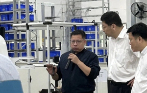 佛山市市長白濤一行到嘉騰調(diào)研