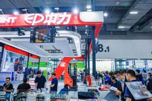 智能物流 數(shù)智工廠！中力加速推進智能搬運走進千企萬廠