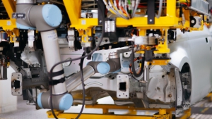 優(yōu)傲：解決汽車行業(yè)勞動(dòng)力短缺問題，協(xié)作機(jī)器人將成為關(guān)鍵？