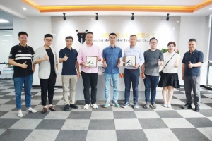 重磅 | 香港立法會議員訪木蟻，硬科技助力物流智能化