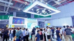 直擊工博會(huì)：勱微機(jī)器人正式發(fā)布「微蜂X20S」