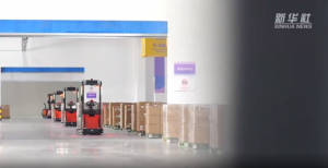 又又又來了！中力智能搬運(yùn)機(jī)器人實(shí)力圈粉新華社！