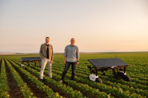 AigenA 輪融資1200 萬美元開發(fā)太陽能自主機(jī)器人車隊