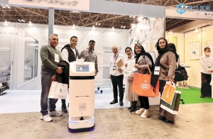 東進(jìn)日本，賽特智能醫(yī)院智能配送機(jī)器人閃耀日本東京康復(fù)護(hù)理展覽會