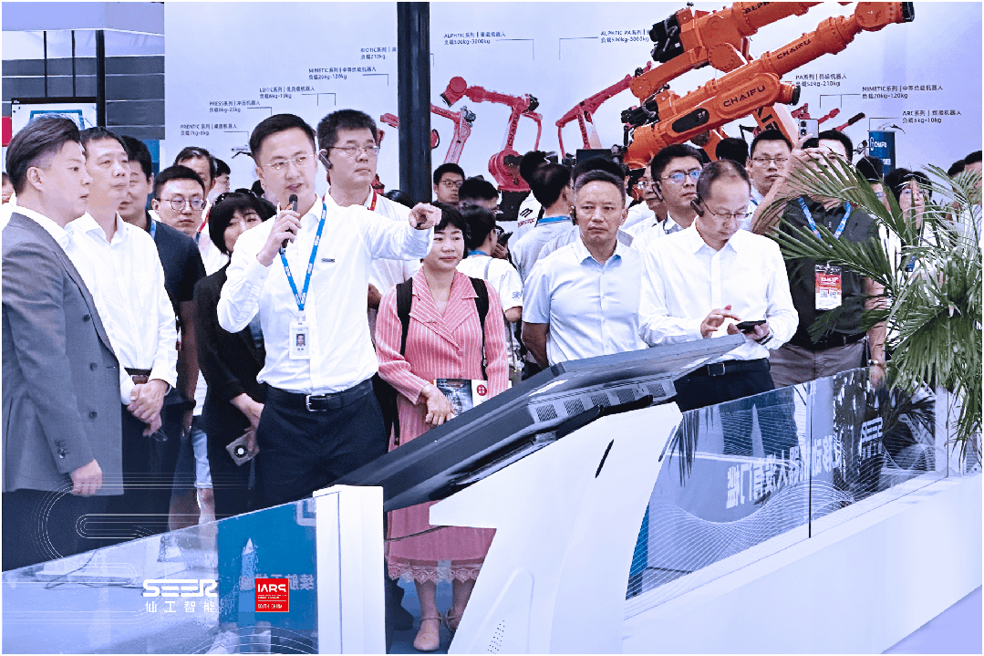展會直擊丨IARS 智博會精彩開幕，仙工智能 A2040 展位人氣爆棚！