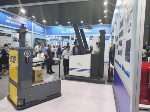 “創(chuàng)新引領(lǐng) 基礎(chǔ)支撐” ---機科股份亮相工程機械行業(yè)科技節(jié)