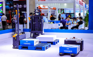 海豚之星亮相2024 LET廣州國(guó)際物流展，展示智能搬運(yùn)創(chuàng)新解決方案