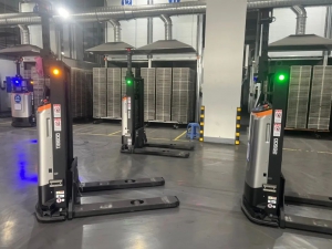 螞蟻機器人攜某知名蚊香企業(yè)共建生產倉儲一體化智慧工廠！