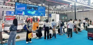 宇鋒智能搬運存取一體化解決方案亮相2024世界制造業(yè)大會