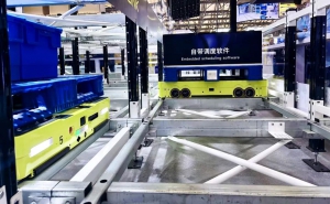 隆鏈智能倉兩款新品首秀CeMAT，日本專家親臨！